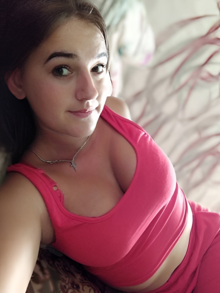 Хельга привлекательная девушка из Каменска-уральского цена от 3000 руб