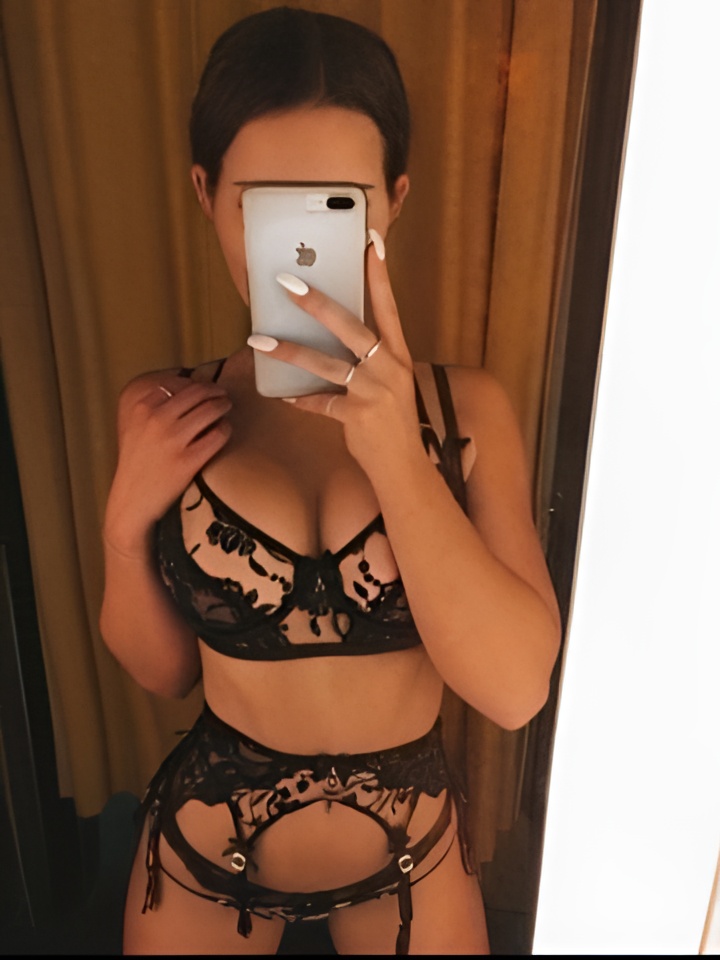 Розалия привлекательная девушка из Каменска-уральского цена от 4000 руб