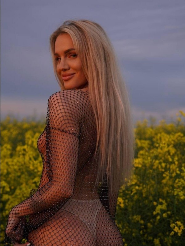 Карина из Каменска-уральского